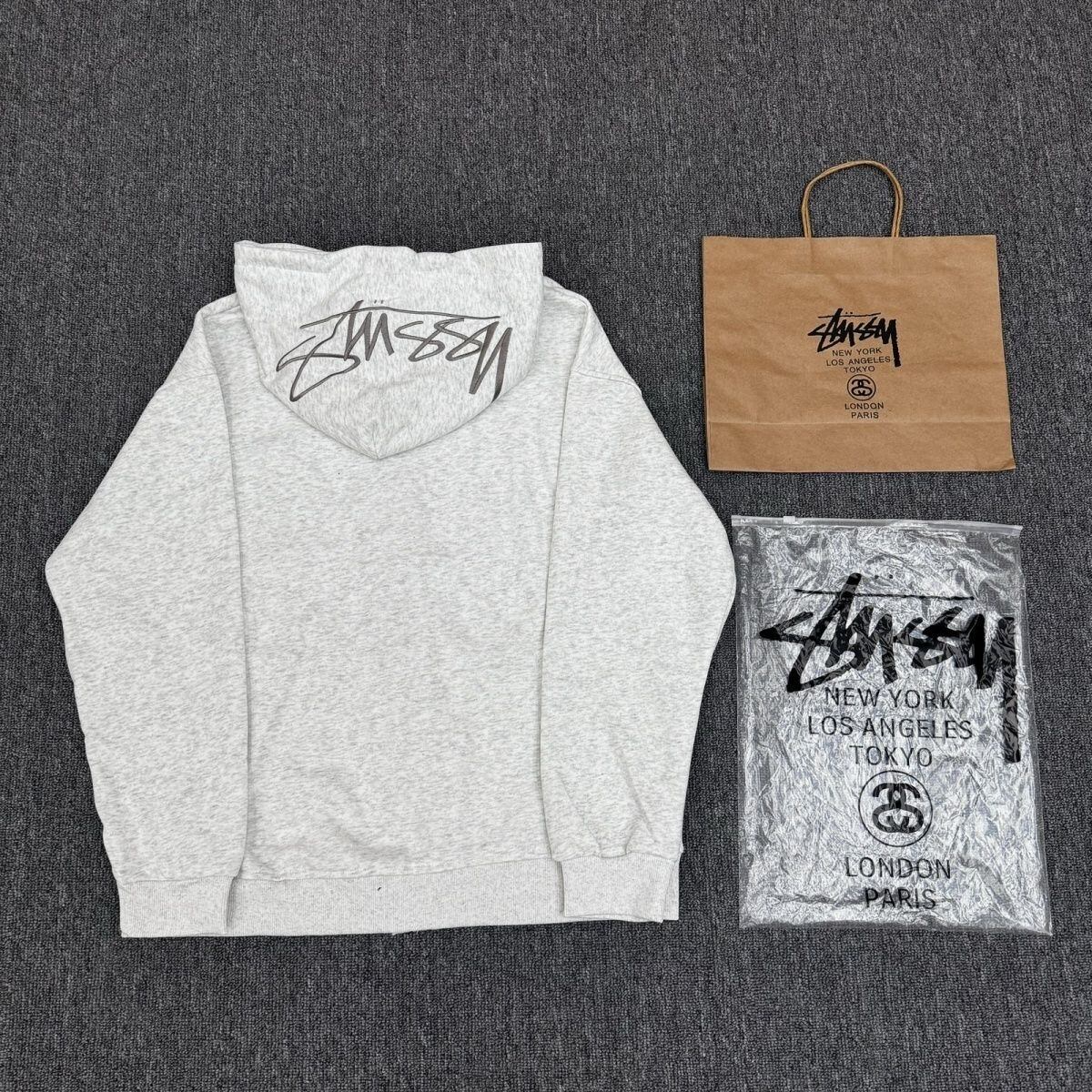 ステューシーSTUSSY BACK HOOD APPLIQUEZIP HOODIE HOODIE刺繍