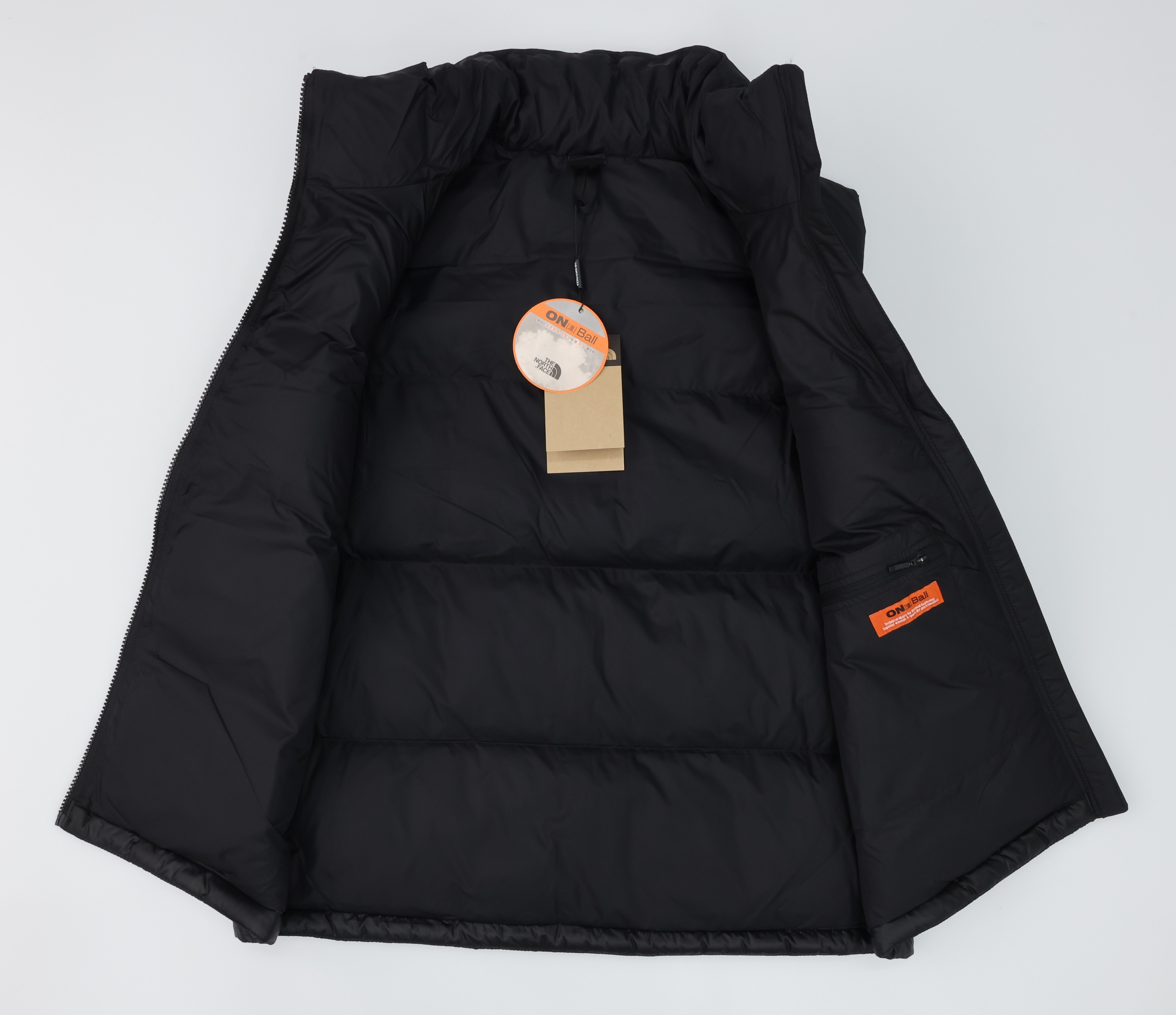 ノースフェイス] レディース NUPTSE ON BALL ベスト☆新作・24AW