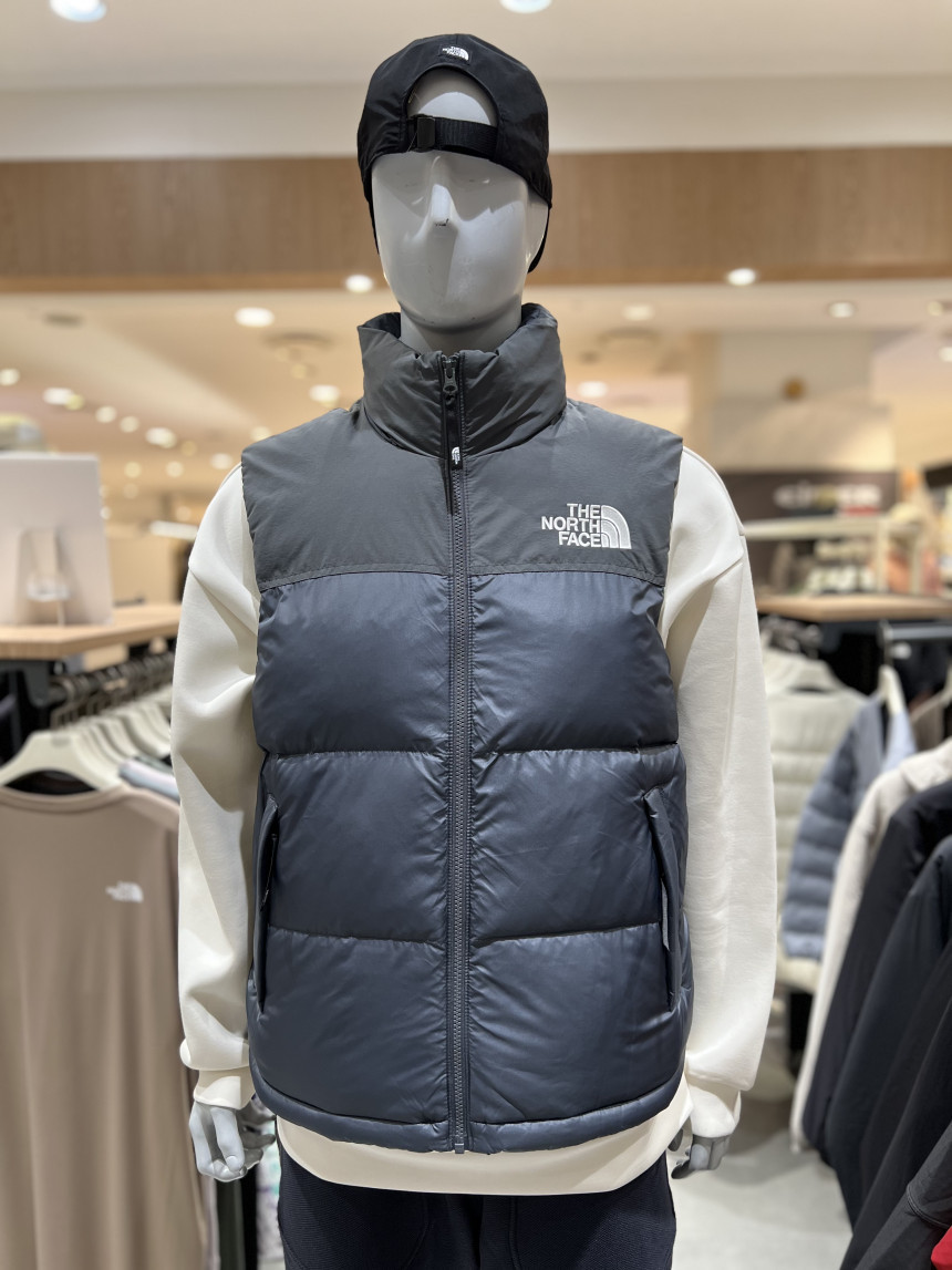 ノースフェイス] レディース NUPTSE ON BALL ベスト☆新作・24AW
