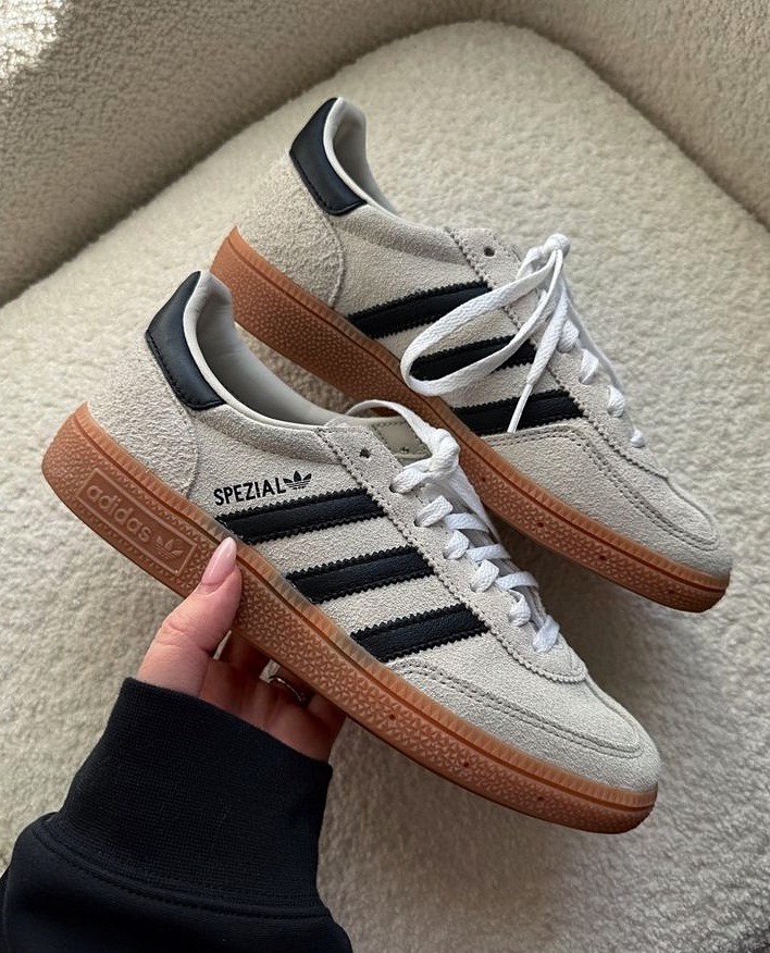 アディダス SPEZIAL HANDBALL IF6562