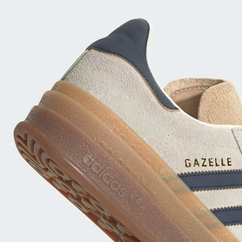 アディダス originals GAZELLE BOLD W 厚底スニーカー 