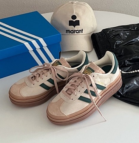 アディダス GAZELLE BOLD