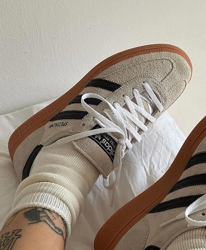 アディダス SPEZIAL HANDBALL IF6562