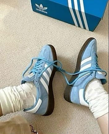アディダス originals HANDBALL SPEZIAL BD7632
