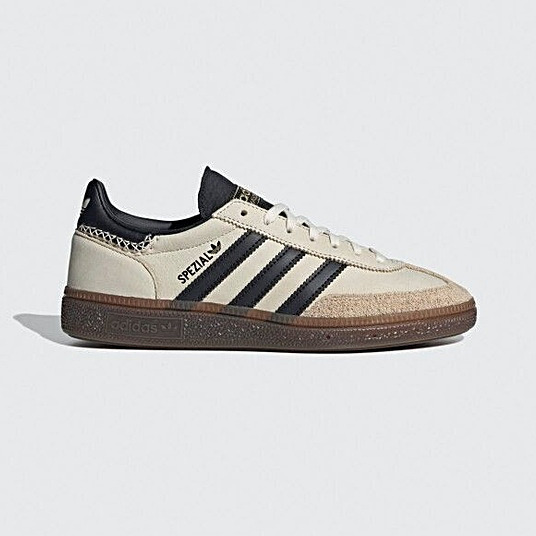 アディダス Handball Spezial IE3698