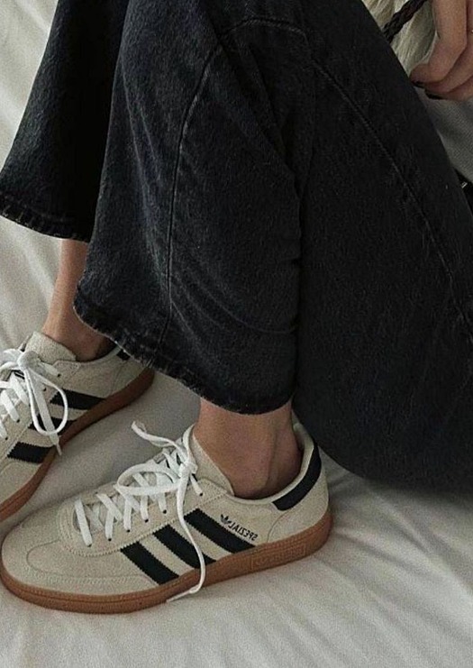 アディダス SPEZIAL HANDBALL IF6562