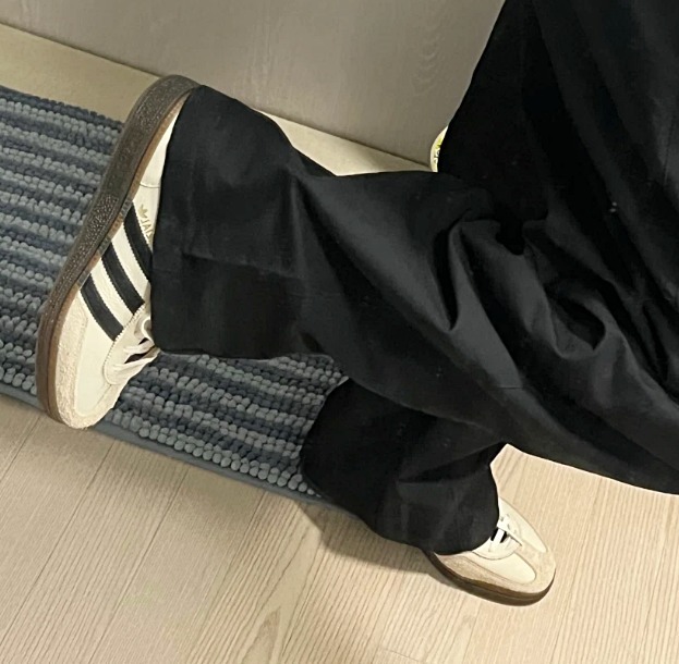 アディダス Handball Spezial IE3698