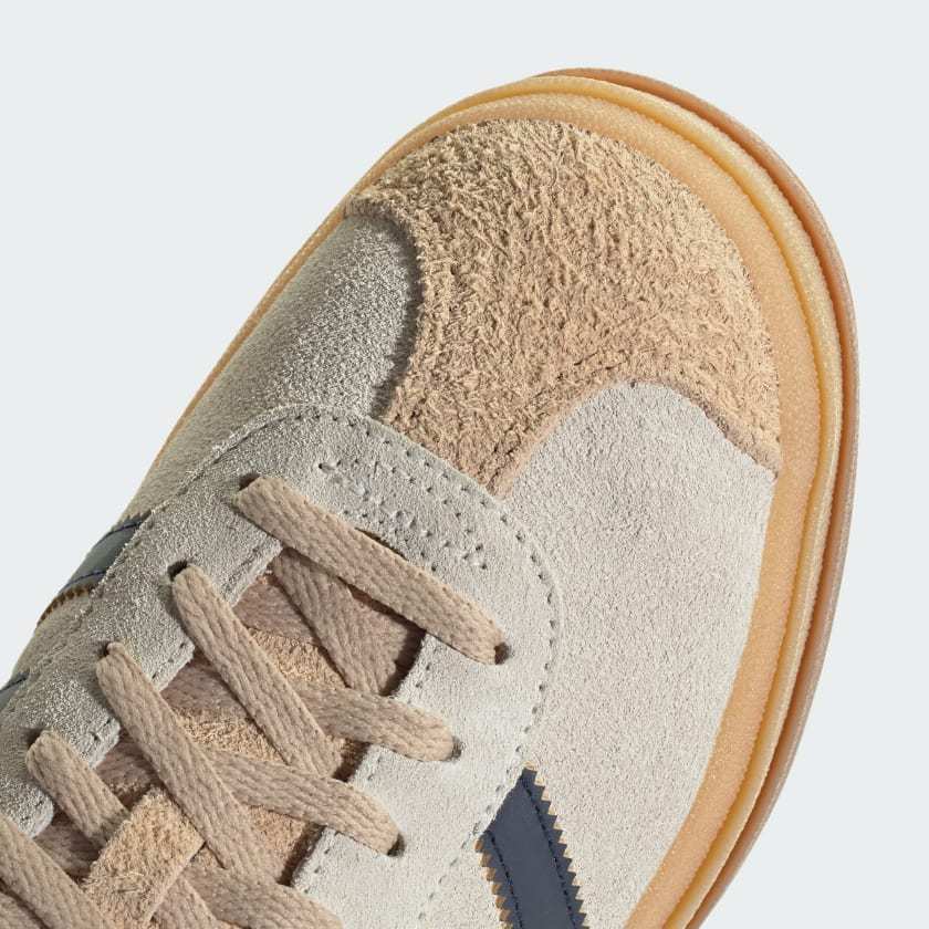 アディダス originals GAZELLE BOLD W 厚底スニーカー